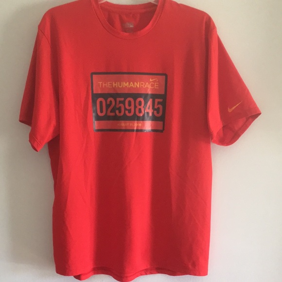 Nike The Human Race FitDry Breathable Red T-Shirt size Medium - Picture 3 of 15